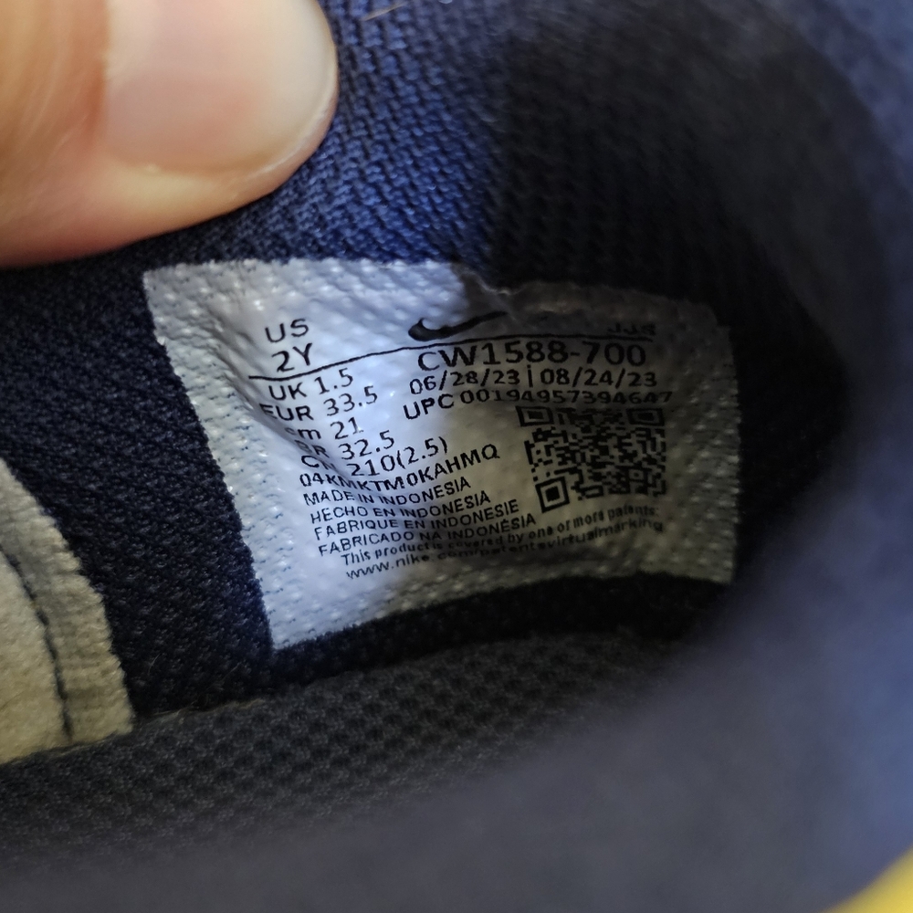 Nike, Nike Jordan And K-Swiss Sneakers Bundle 3 Pairs - Picture 7 of 17